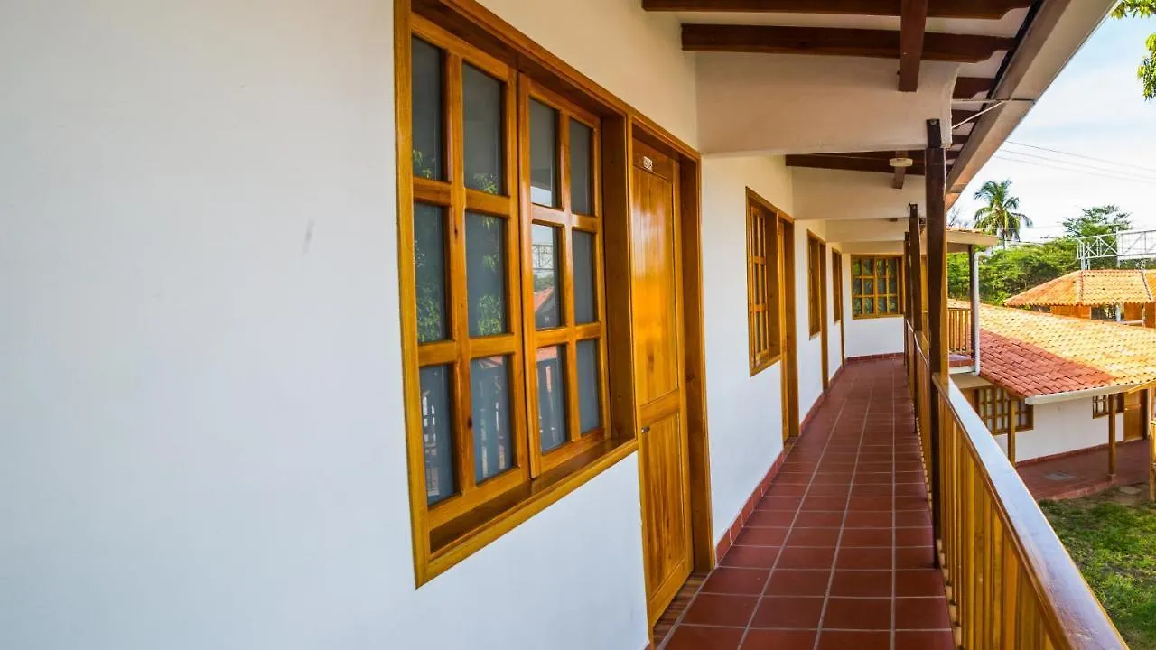 Hotel Portobahia Campestre Santa Marta